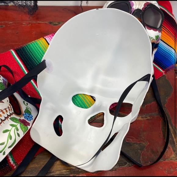 LAST- Day of the Dead Masks - Picture 4 of 4